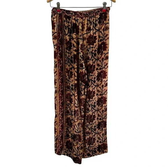 MES DEMOISELLES Cyrus Velvet Floral Pants
